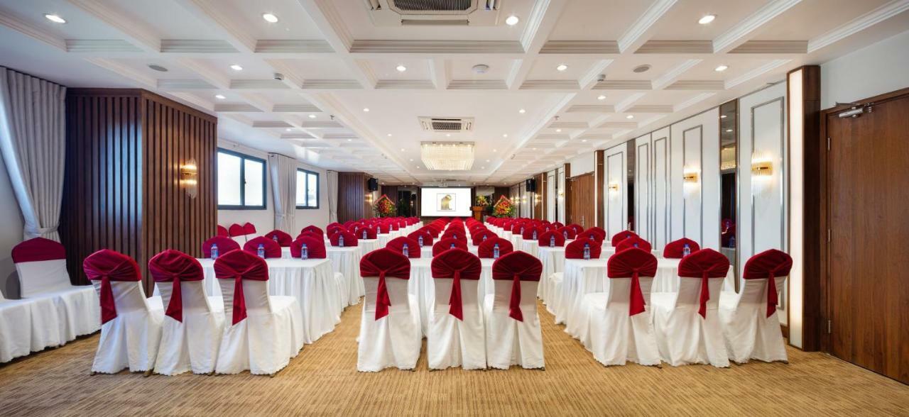 Aston Nha Trang City Hotel Buitenkant foto