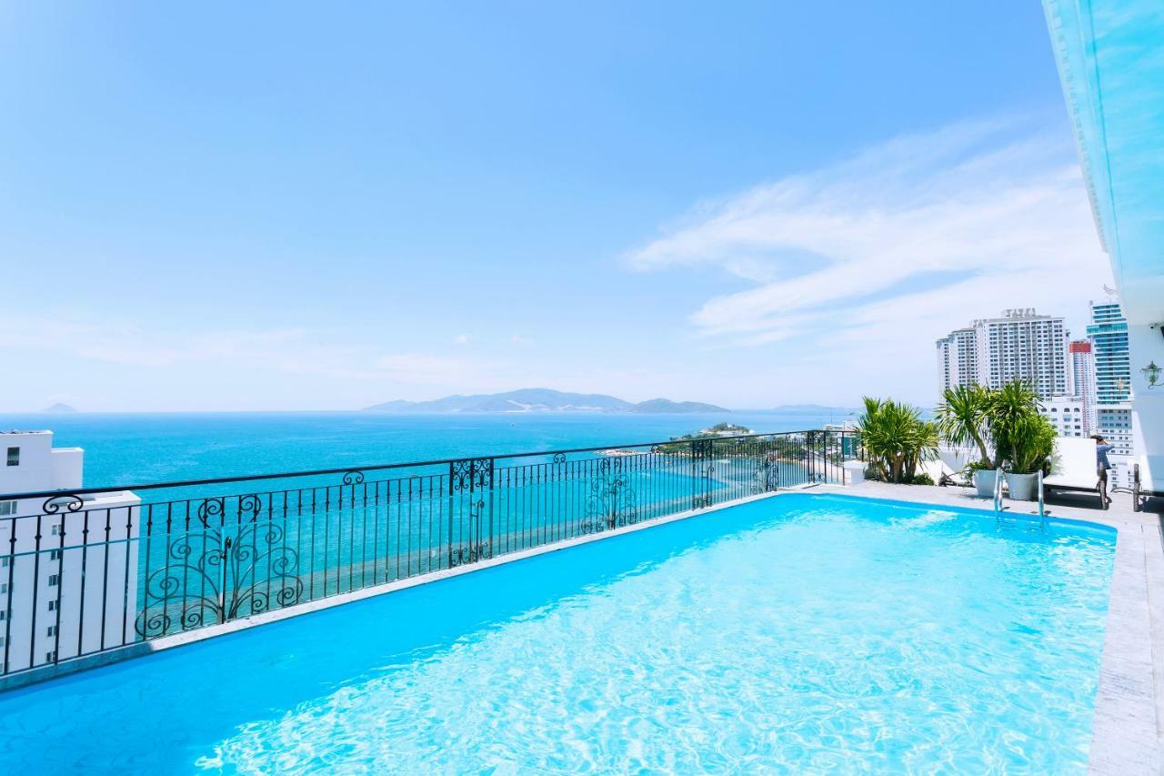 Aston Nha Trang City Hotel Buitenkant foto
